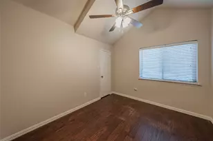 6402 Valleybrooke Ct, Arlington, TX 76001 - Photo 20