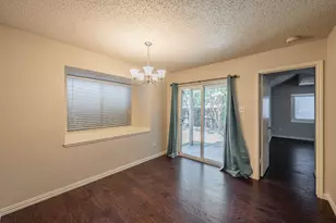 6402 Valleybrooke Ct, Arlington, TX 76001 - Photo 4