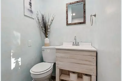 2338 N Tool Dr, Seven Points, TX 75143 - Photo 12