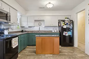 2338 N Tool Dr, Seven Points, TX 75143 - Photo 10