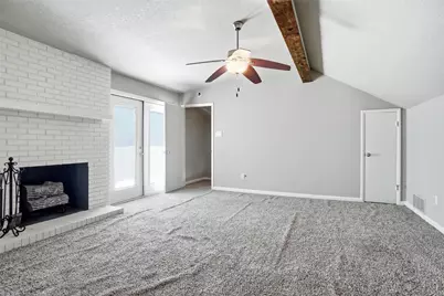 5920 Diamond Oaks Drive S, Haltom City, TX 76117 - Photo 20