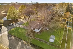 143 N Imperial Dr, Denison, TX 75020 - Photo 34