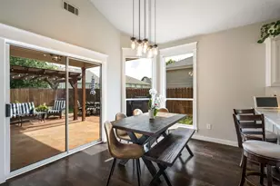 817 Rio Bravo Dr, Fort Worth, TX 76052 - Photo 10