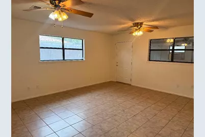 2900 SE 6th Street SE, Mineral Wells, TX 76067 - Photo 8