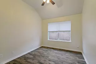908 Dogwood Dr, Burleson, TX 76028 - Photo 12