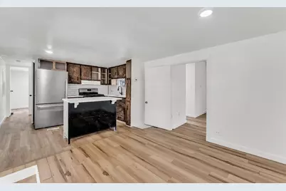 116 Kennedy, Whitney, TX 76692 - Photo 6