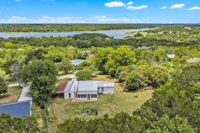 116 Kennedy, Whitney, TX 76692 - Photo 2