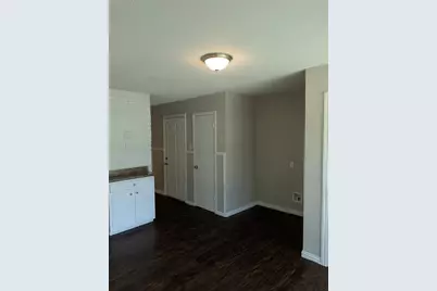 4800 Dunlap Drive, Fort Worth, TX 76119 - Photo 10