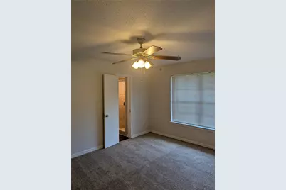 4800 Dunlap Drive, Fort Worth, TX 76119 - Photo 14