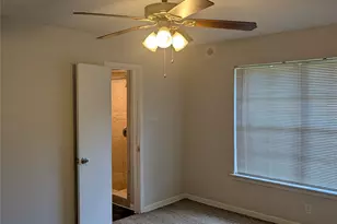 4800 Dunlap Dr, Fort Worth, TX 76119 - Photo 14