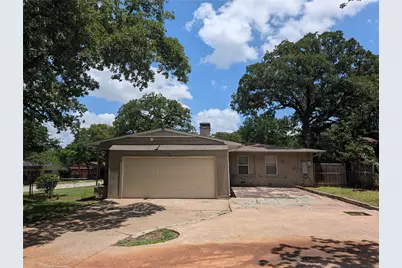 4800 Dunlap Drive, Fort Worth, TX 76119 - Photo 18