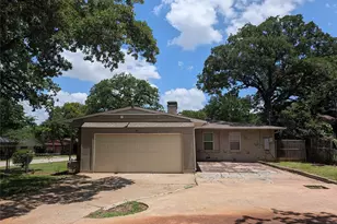 4800 Dunlap Dr, Fort Worth, TX 76119 - Photo 18