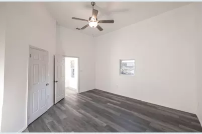 415 W 7th Street, Bonham, TX 75418 - Photo 6