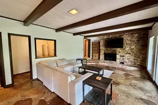 2000 Mill Creek Dr, Arlington, TX 76010 - Photo 4