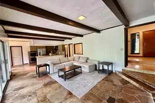 2000 Mill Creek Dr, Arlington, TX 76010 - Photo 6