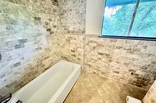 2000 Mill Creek Dr, Arlington, TX 76010 - Photo 30
