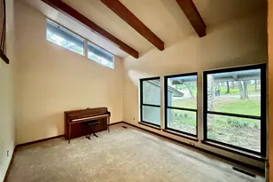 2000 Mill Creek Dr, Arlington, TX 76010 - Photo 12