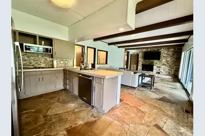2000 Mill Creek Drive, Arlington, TX 76010 - Photo 14