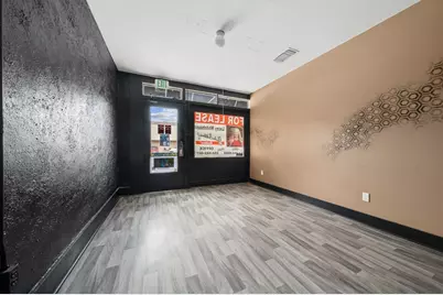 105 E Franklin Street #Suite B, Hillsboro, TX 76645 - Photo 6