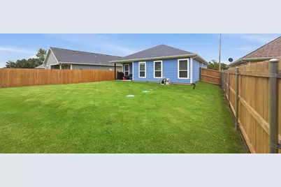 2316 Creekview Drive, Granbury, TX 76048 - Photo 10
