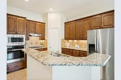 7413 Nabors Lane, McKinney, TX 75071 - Photo 10