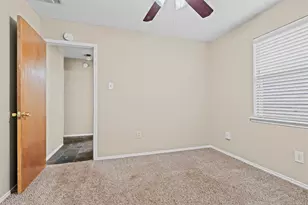 5601 Kingstree Ct, Arlington, TX 76017 - Photo 22