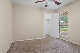 5601 Kingstree Ct, Arlington, TX 76017 - Photo 18