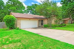 5601 Kingstree Ct, Arlington, TX 76017 - Photo 2