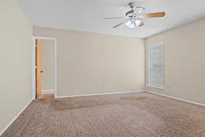 5601 Kingstree Court, Arlington, TX 76017 - Photo 14
