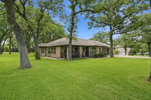 305 Bent Oak Rd, Weatherford, TX 76086 - Photo 2