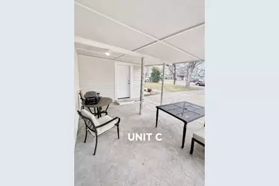 928 S Windomere Avenue #C, Dallas, TX 75208 - Photo 2