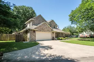 820 Cedar Creek Cir, Bonham, TX 75418 - Photo 36