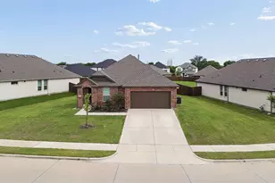 544 Erin Hls Dr, Red Oak, TX 75154 - Photo 32