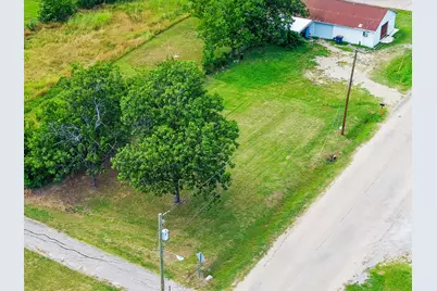404 SE 9th Avenue, Mineral Wells, TX 76067 - Photo 6