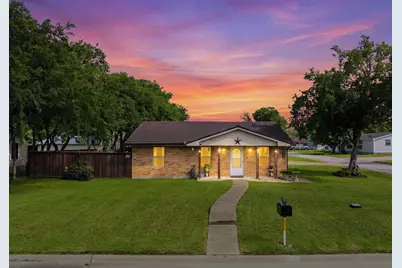 201 E Main Street, Avalon, TX 76623 - Photo 1