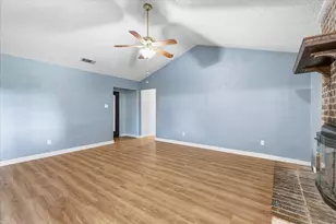 641 Deborah Ct, Burleson, TX 76028 - Photo 10