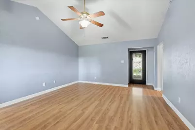 641 Deborah Court, Burleson, TX 76028 - Photo 6