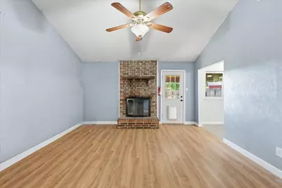 641 Deborah Court, Burleson, TX 76028 - Photo 8