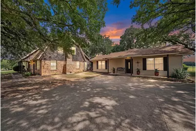 1016 County Road 314, Cleburne, TX 76031 - Photo 4