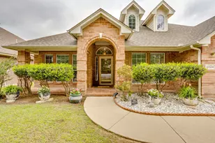 4524 Embercrest Ln, Fort Worth, TX 76123 - Photo 2