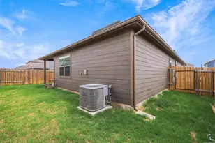 13616 Musselshell Dr, Ponder, TX 76259 - Photo 22
