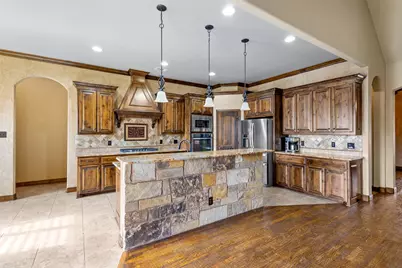 1317 Bluff Springs Drive, Fort Worth, TX 76052 - Photo 12