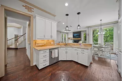 2622 Woods Lane, Garland, TX 75044 - Photo 8