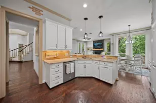 2622 Woods Ln, Garland, TX 75044 - Photo 8