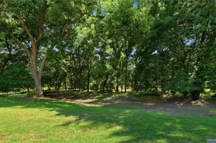 120 Lariat Ct, Azle, TX 76020 - Photo 8