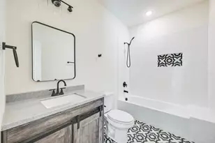 2701 Marburg, Dallas, TX 75210 - Photo 6