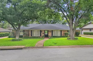 4701 Fieldcrest Dr, Fort Worth, TX 76109 - Photo 24