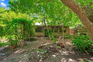 200 S Hawkins St, Waxahachie, TX 75165 - Photo 34