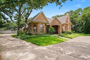 5 Creekmere Dr, Trophy Club, TX 76262 - Photo 2