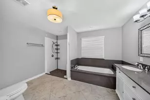 1075 Callender Lake Dr, Murchison, TX 75778 - Photo 14